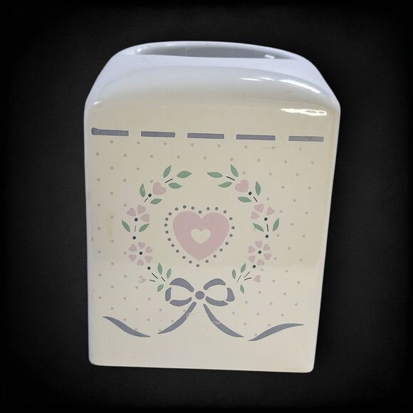 Vintage Saturday Knight Malmite Tissue Box Cover Hearts Bows Cottagecore 90s - Picture 6 of 11